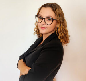 Sonia_Headshot_Photo (1)