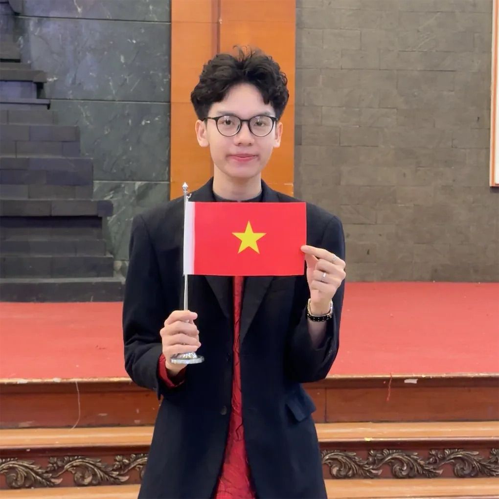 Tan Hoang Dinh